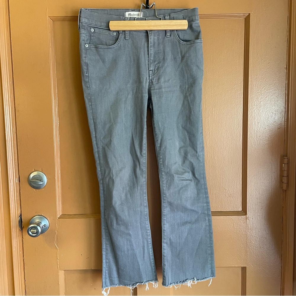 Madewell Cali Demi-Boot Jeans raw hem Gray